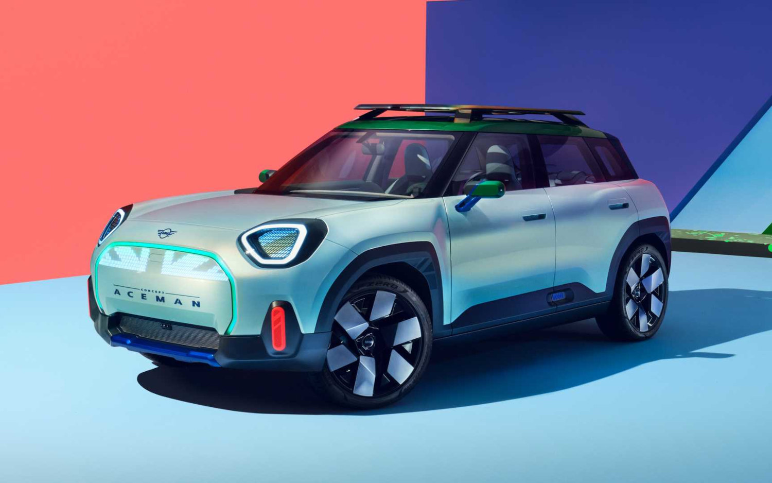 Mini Aceman 2024 SUV Drive